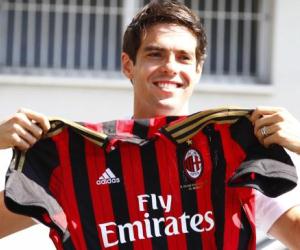 Kaka's move on transfer deadline day from Real Madrid to Milan made a lot of noise in the media.